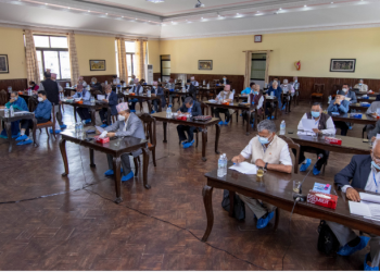 दुई अध्यक्षले बोलेपछि नेकपा बैठक पर्सीसम्मका लागि स्थगित