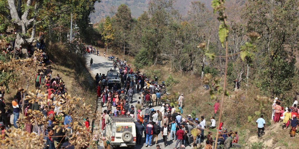 संखुवासभा बस दुर्घटना अपडेट : मृतकमध्ये १० जनाको पहिचान