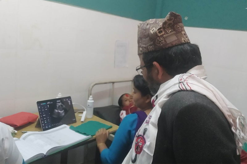 गर्भवतीलाई गाउँमै निःशुल्क अल्ट्रा साउण्ड सेवा