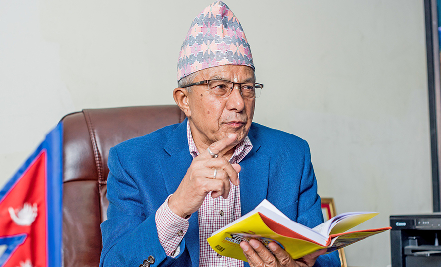 कांग्रेस बैठकमा शुक्रराज शर्माको गुनासो : प्रदेश समितिलाई उपेक्षा गरियो