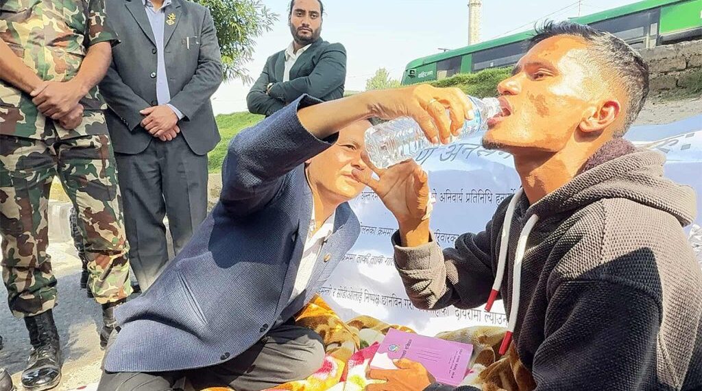 ओलीलाई कारबाहीको मागमा गृहमन्त्री- जाहेरी परिसकेको छ, हामी प्रयासरत छौं