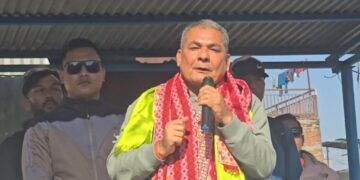 बालेनलाई दुर्गा प्रसाईंको चुनौती– सुकुमवासी बस्ती घिनलाग्दो छ भने राम्रो घर बनाइदिनुस्