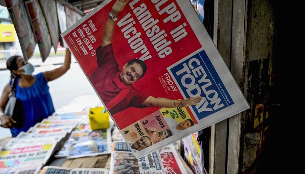 इन्धन भर्न लाइनमा पालो कुर्दै गर्दा २ जनाको मृत्यु