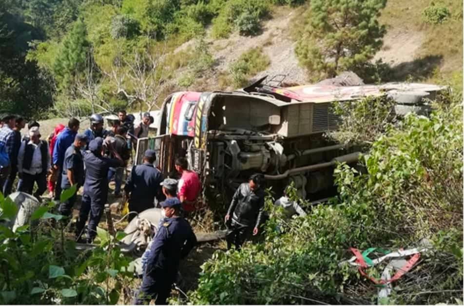 पाल्पामा बस दुर्घटना, ६ जनाको घटनास्थलमै मृत्यु