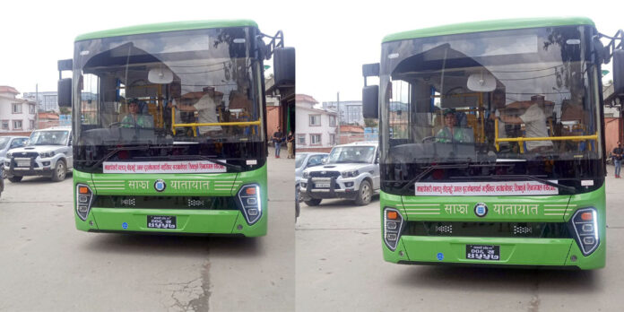 काठमाडौँमा साझाका विद्युतीय बस सरर…