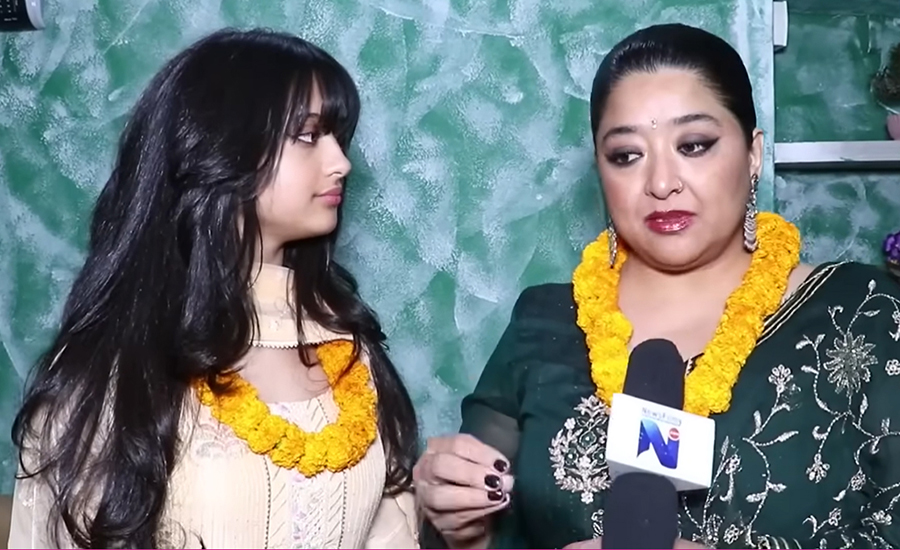 Jal-Shah-and-Her-Daughter