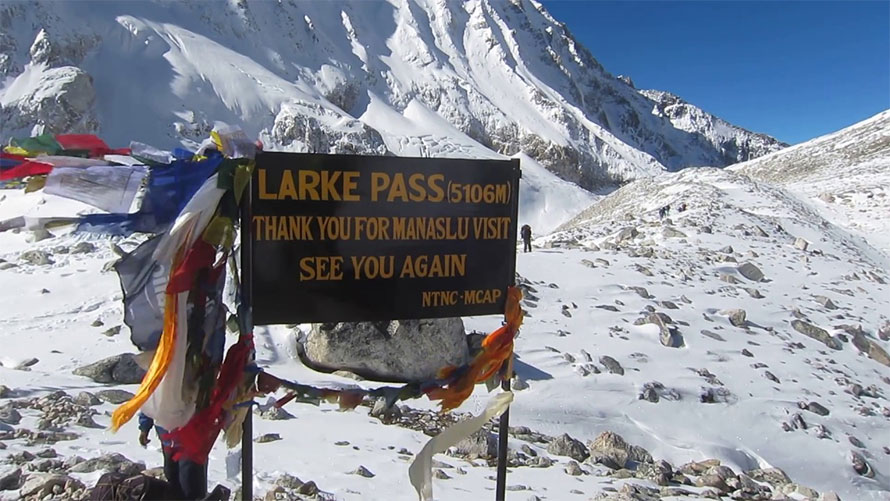 गोर्खाको हिउँमा फसेका पूर्वी नवलपरासीका दुई जनाको उद्धार