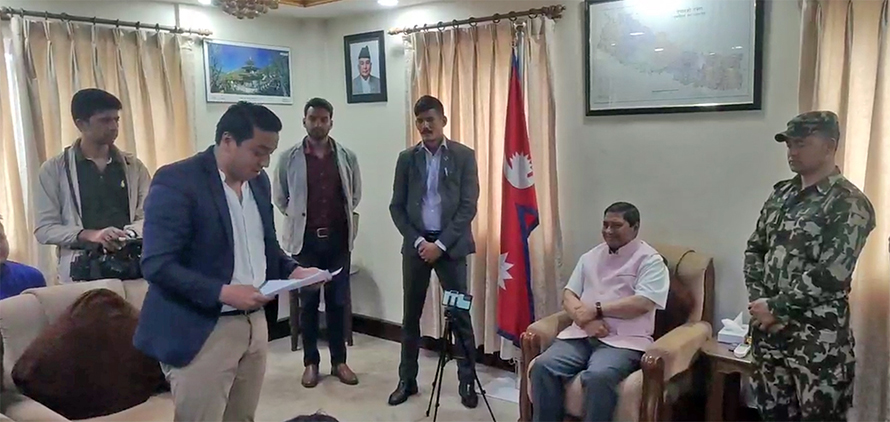 Narayankaji-Shrestha-and-Yuba-Sangh