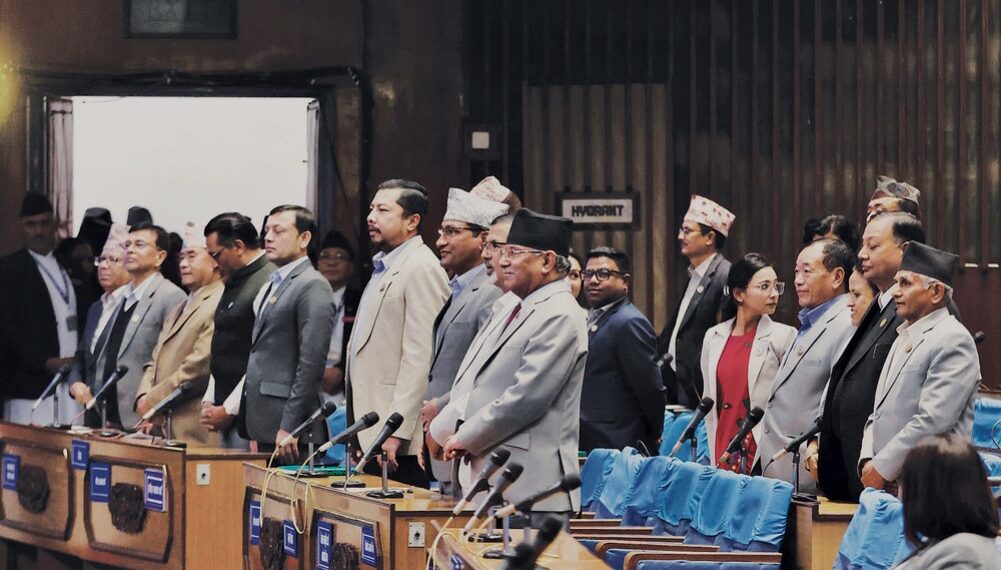 संसद्का दुवै सदन कुलमानलाई हटाएको विरोधमा अवरुद्ध