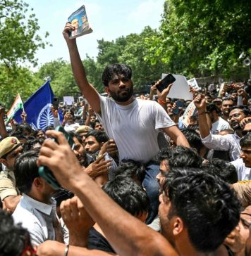 आन्दोलनपछि के गर्दैछ ककरोच जनता पार्टी ?